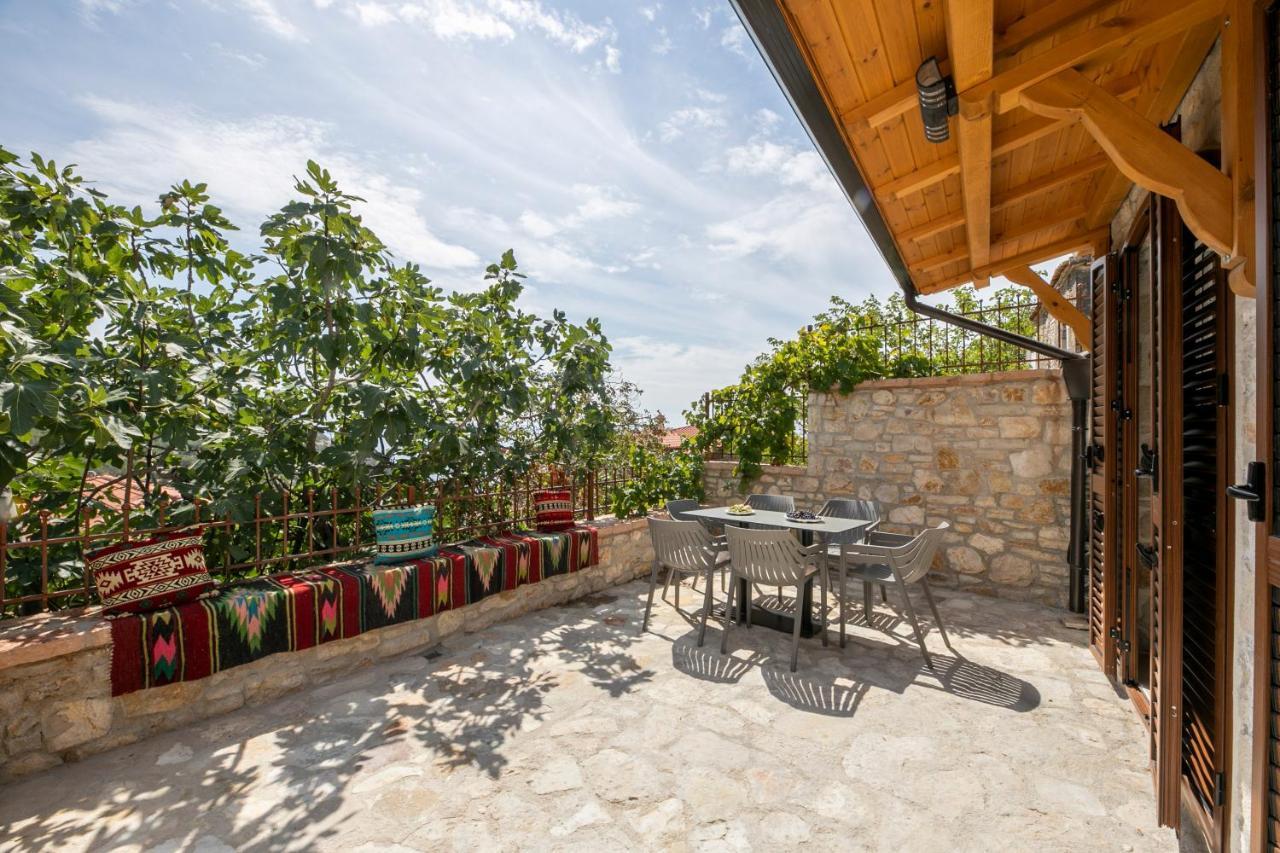 Vila Leon - Old Qeparo - 6 People מראה חיצוני תמונה