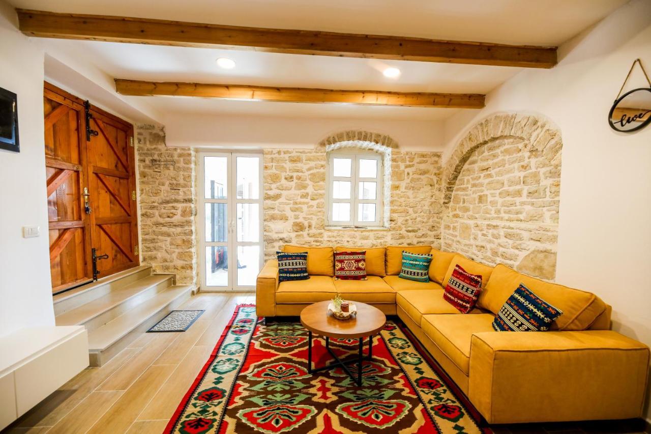 Vila Leon - Old Qeparo - 6 People מראה חיצוני תמונה