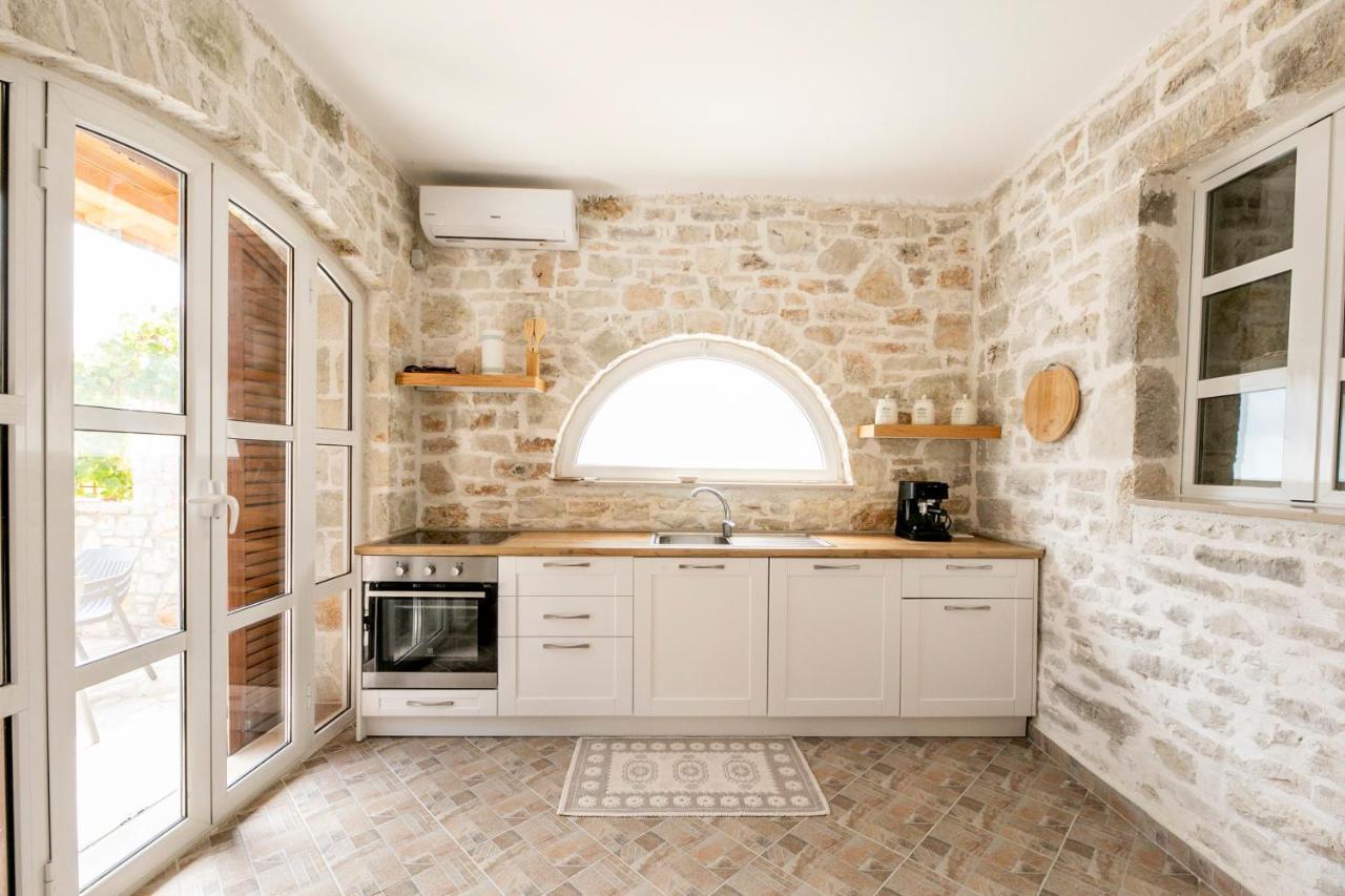 Vila Leon - Old Qeparo - 6 People מראה חיצוני תמונה